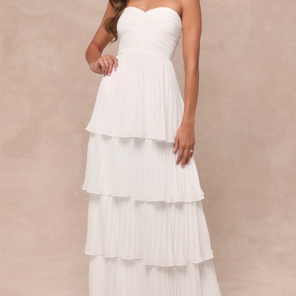 Lulu’s Seriously Sensational White Strapless Tiered Maxi Dress